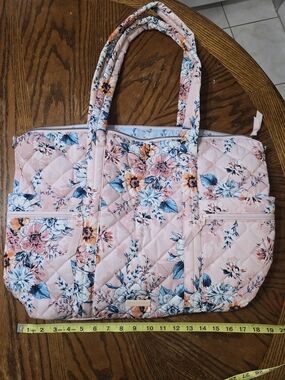 Vera Bradley Floral Quilted Pink Tote Bag - Women's Carryall